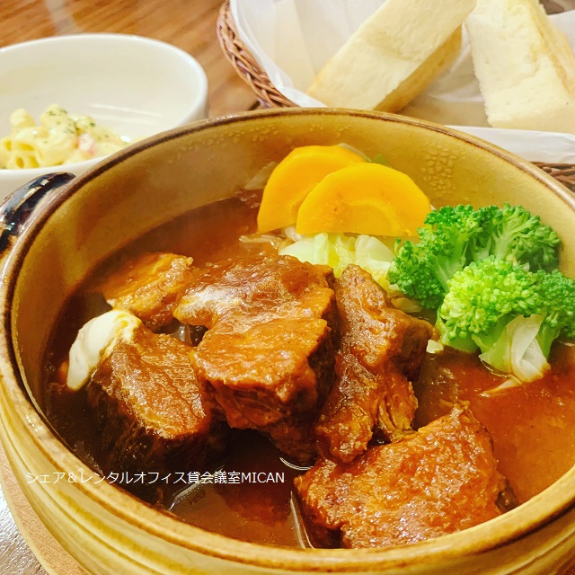 大井町茶豆珈琲のボルシチランチ